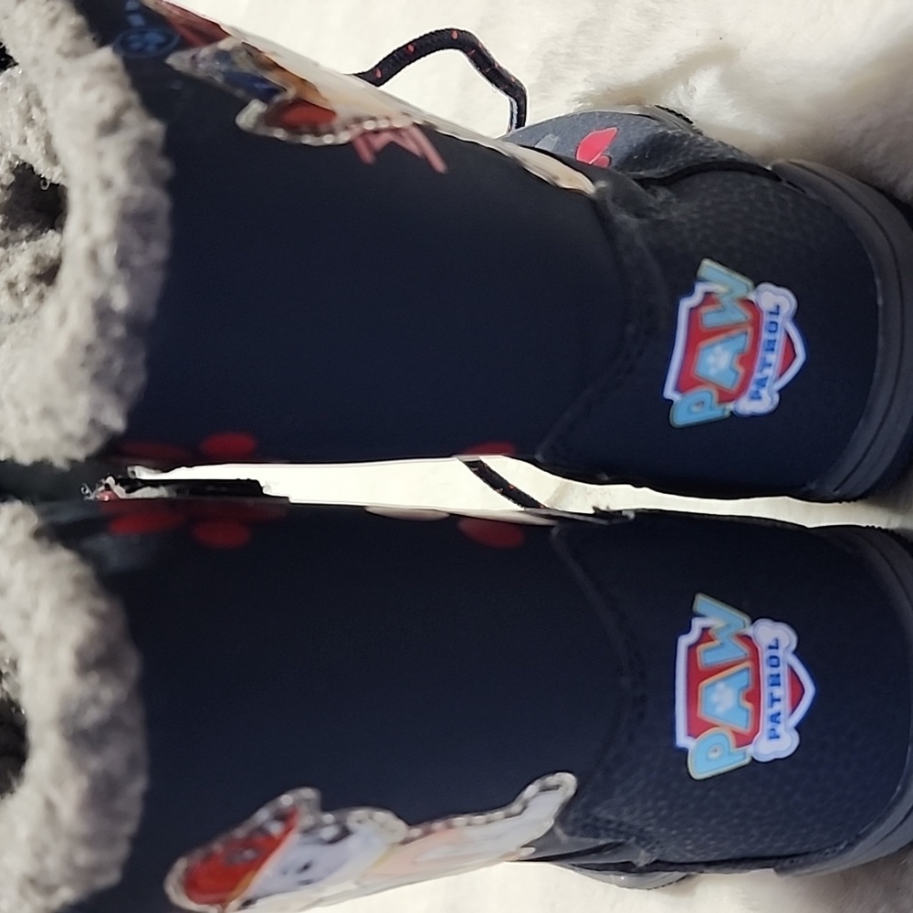 PAW 🐾 PATROL  INFANTS  SIZE 6  WINTER  BOOTS. Lights up! - Picture 6 of 9